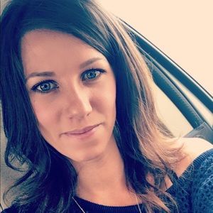 Meet your Posher, Joy